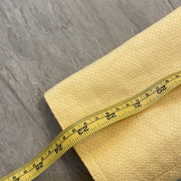 Yellow jacket - Picture 6 of 6